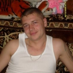 Симпатичный парень из Москвы ищет девушку для секса без обязательств.
